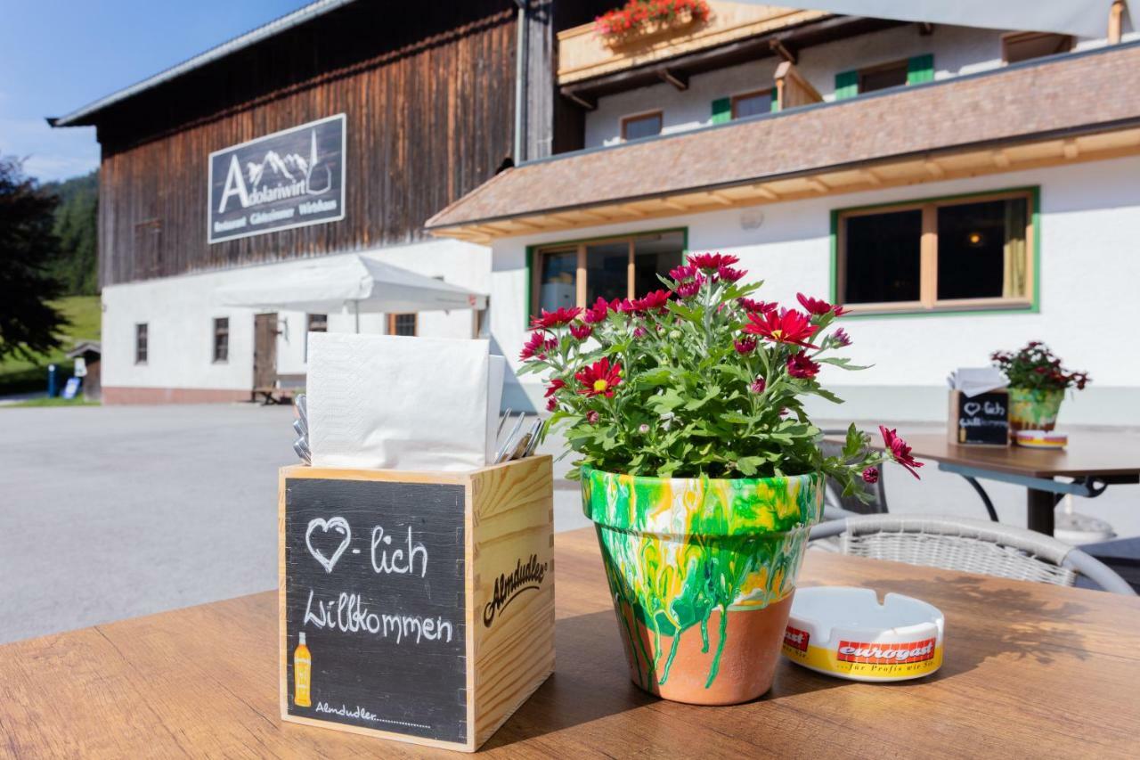 Gasthof St. Adolari Hotel Sankt Ulrich am Pillersee Luaran gambar